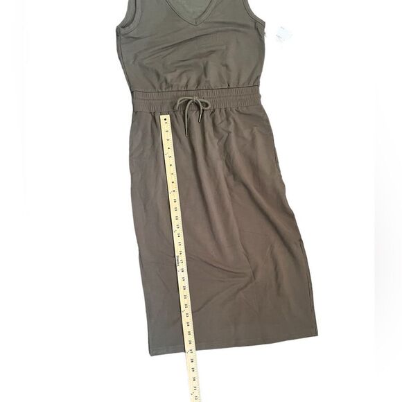 NWT Caslon Dress in Olive. - Picture 7 of 11